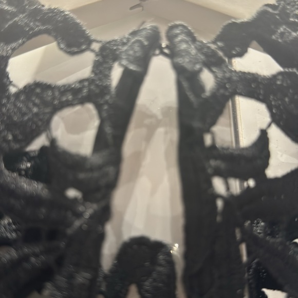 Brand new with tags dress by bariano - Picture 10 of 14